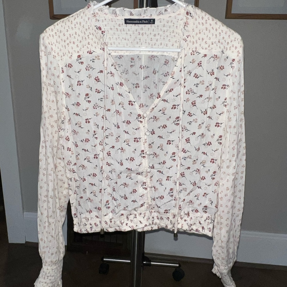Abercrombie & Fitch Cream and Red Floral Blouse